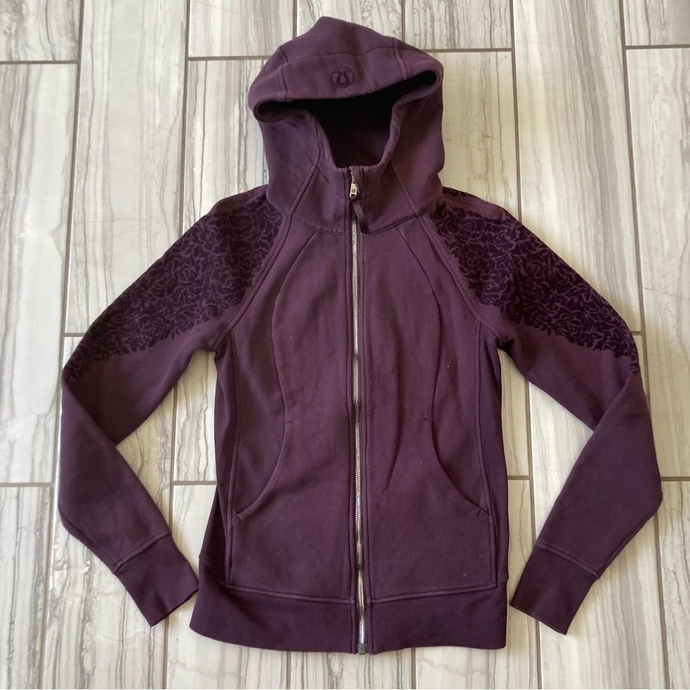 Lululemon Scuba jacket. GUC - Picture 1 of 4